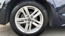 Toyota Corolla 1.8 VVT-i Hybrid Icon Tech 5dr CVT Hybrid Estate